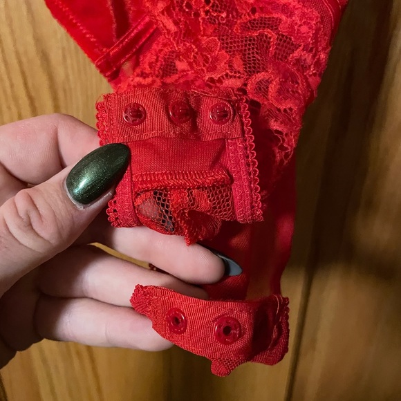 Red lace teddy - Picture 3 of 6